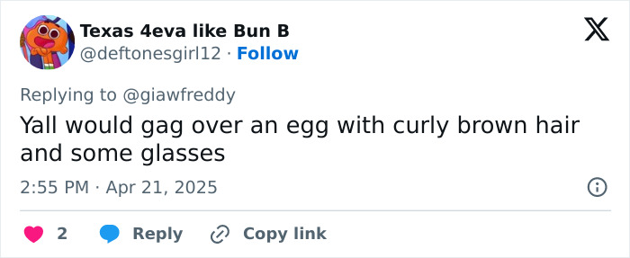 Tweet humorously discussing attractiveness, mentioning curly brown hair and glasses. Tweet humorously discussing attractiveness, mentioning curly brown hair and glasses.