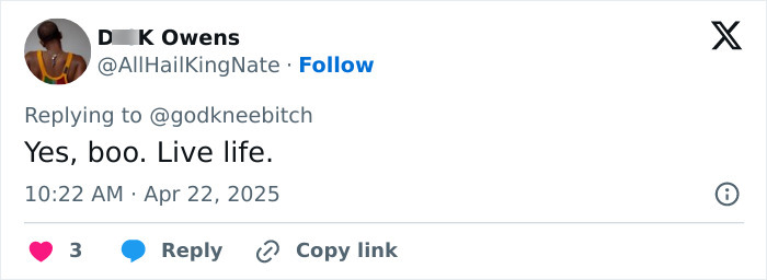 Tweet screenshot showing support to live life freely. Tweet screenshot showing support to live life freely.