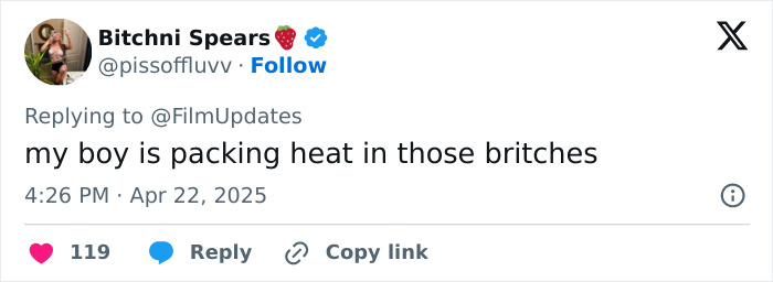 “Have Too Many Gross Uncles To Enjoy This”: 53YO Walton Goggins’ Bulge In Photoshoot Stuns People “Have Too Many Gross Uncles To Enjoy This”: 53YO Walton Goggins’ Bulge In Photoshoot Stuns People