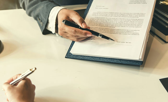 Boss Makes New Break Room Rule, Then Loses It When Worker Follows It Exactly Boss Makes New Break Room Rule, Then Loses It When Worker Follows It Exactly