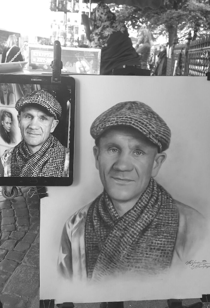 Artist's hyper-realistic pencil portrait displayed next to reference photo outdoors.