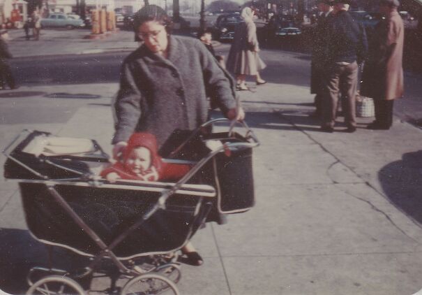 955-mom-me-in-baby-carriage-67fa62c00b733.jpg