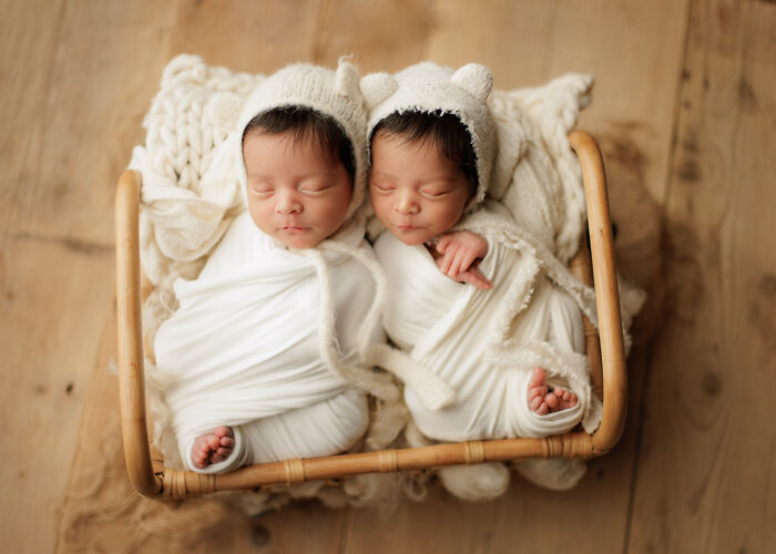 I’ve Photographed Many Beautiful Newborns, But These Precious Twins Truly Stole My Heart (12 Pics)