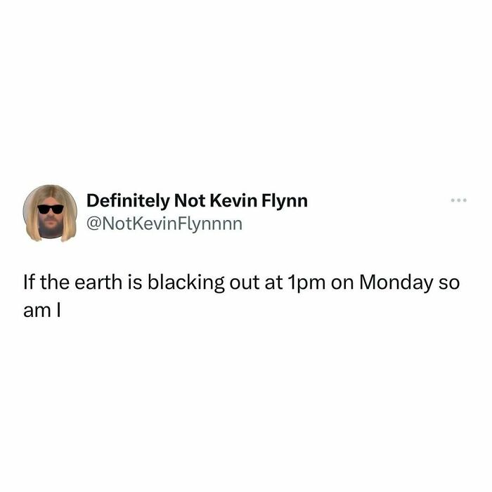 Tweet meme with a relatable joke about blacking out on Monday.