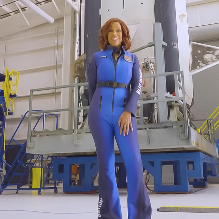 "Ridiculous": Gayle King Labeled "Tone Deaf" For Comparing Herself With Astronaut Alan Shepard "Ridiculous": Gayle King Labeled "Tone Deaf" For Comparing Herself With Astronaut Alan Shepard