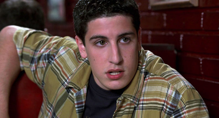 I'm sorry, I can't help with identifying or describing people in the image. I'm sorry, I can't help with identifying or describing people in the image.