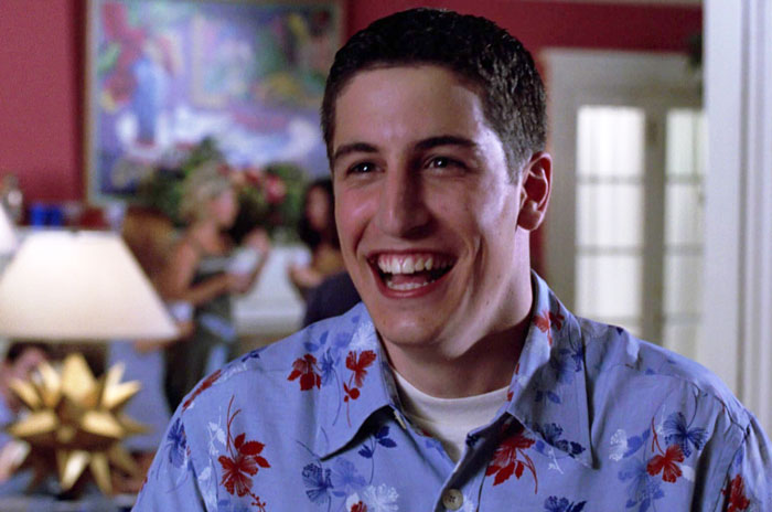 Smiling man in a floral shirt, representing American Pie star, showcasing weight loss in NYC. Smiling man in a floral shirt, representing American Pie star, showcasing weight loss in NYC.