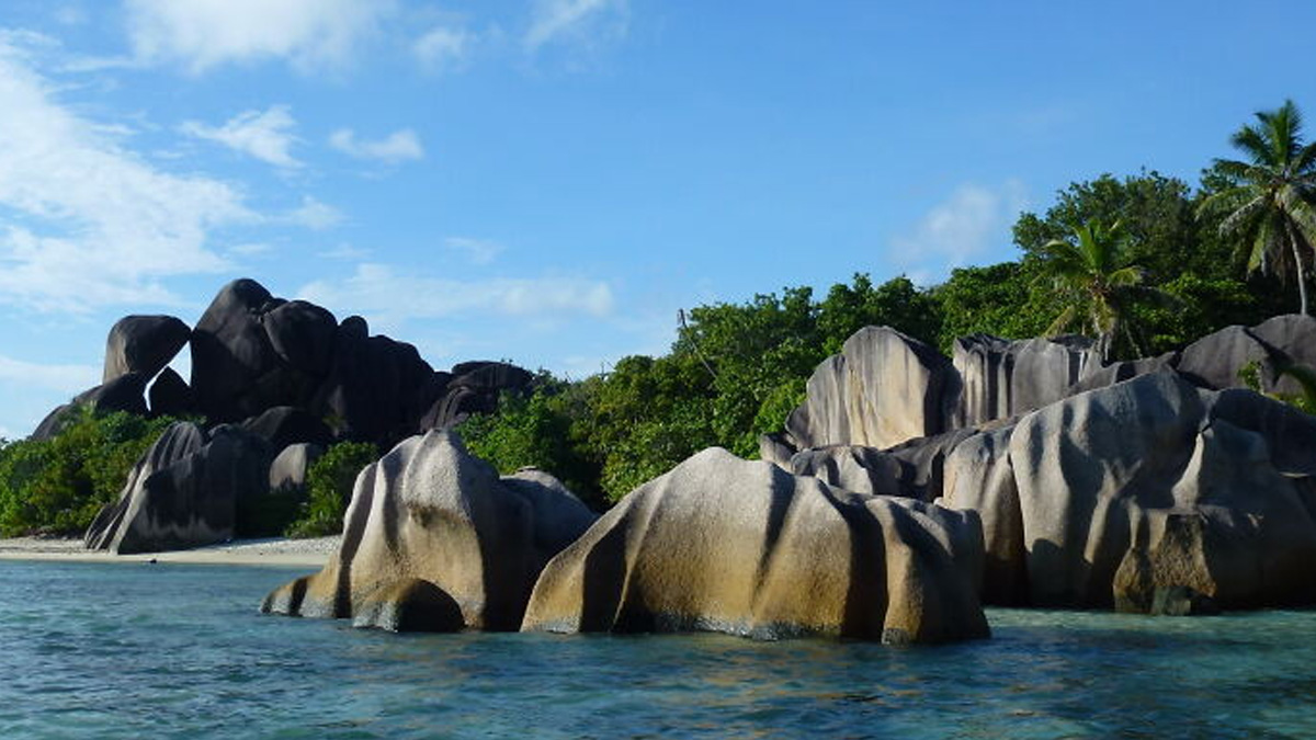 15 Seaside Views You Absolutely Need To See In Your Lifetime