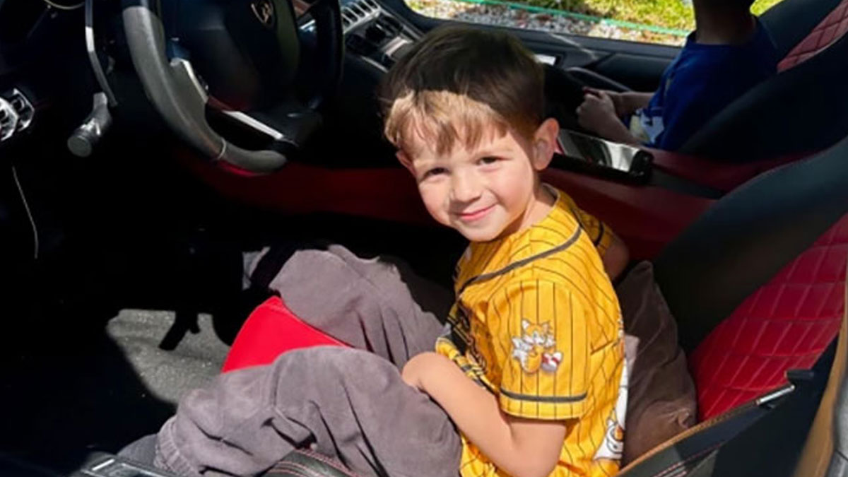 Mom Asks Drivers With Cool Cars To Surprise Her Son, They Deliver