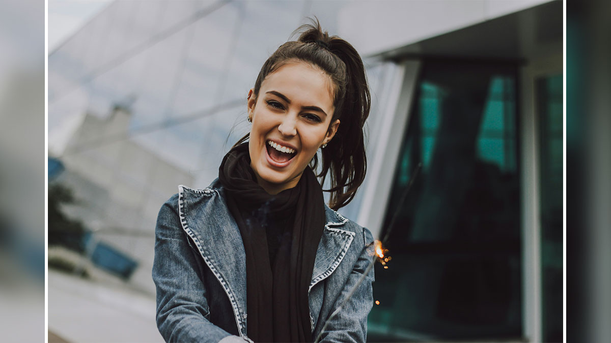 Man Cuts Off Female Friends To Ease Fiancée’s Anxiety, But Surprise Visit To Aspen Ends It All