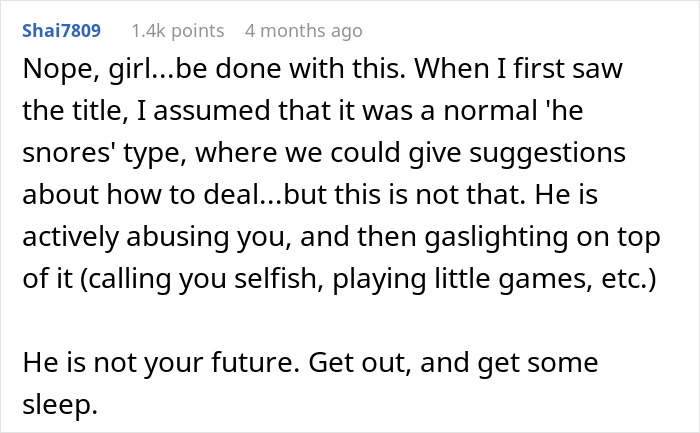 Screenshot of a Reddit comment warning about a boyfriend depriving girlfriend of proper sleep and advising to leave the situation.
