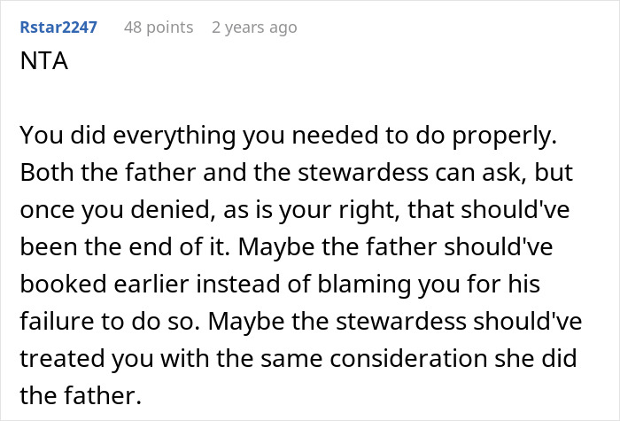 Comment supporting woman's decision to book two plane seats, addressing her right to refuse sharing. Comment supporting woman's decision to book two plane seats, addressing her right to refuse sharing.