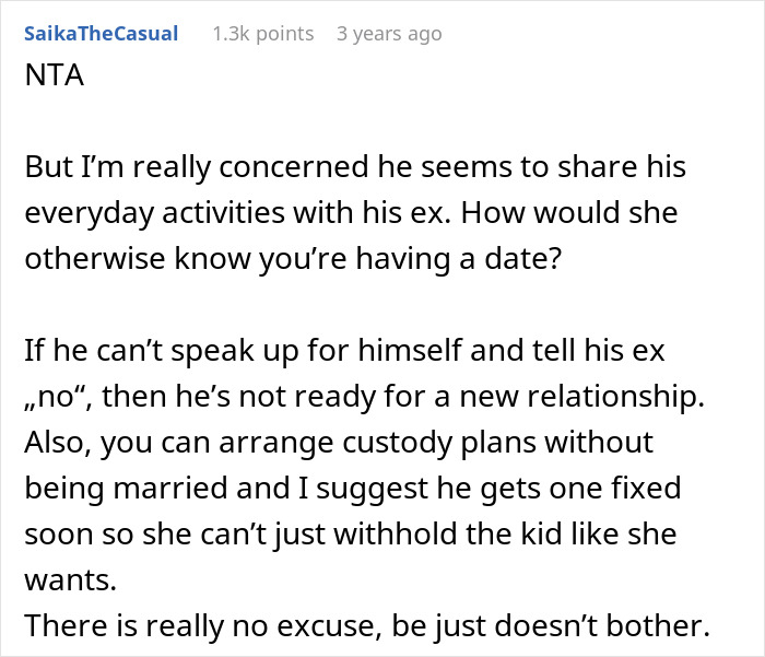 Text advice for a man whose ex tracks his dates, suggesting custody arrangements. Text advice for a man whose ex tracks his dates, suggesting custody arrangements.