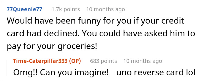 Screenshot of a Reddit thread discussing a man asking a stranger to pay for his groceries and loading his cart.