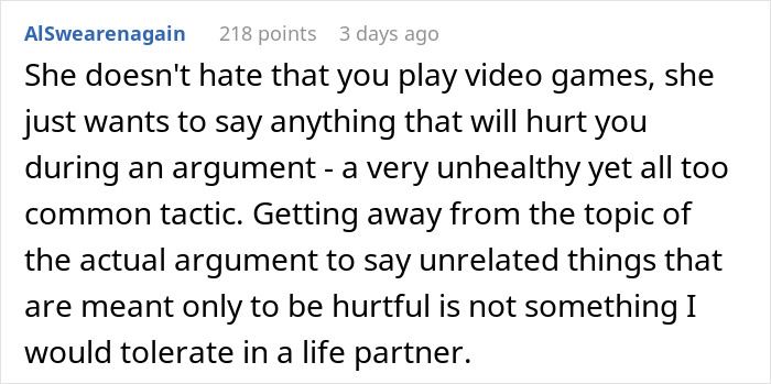 Reddit comment on relationships and gaming, discussing video games, attraction, and argument dynamics. Reddit comment on relationships and gaming, discussing video games, attraction, and argument dynamics.