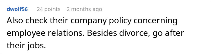 Screenshot of an online comment discussing company policy and employee relations after late-night drinks with a coworker. Screenshot of an online comment discussing company policy and employee relations after late-night drinks with a coworker.