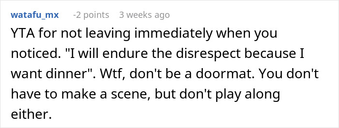 Reddit comment critiquing a decision to stay at a wedding without a plus one, mentioning disrespect and being assertive. Reddit comment critiquing a decision to stay at a wedding without a plus one, mentioning disrespect and being assertive.