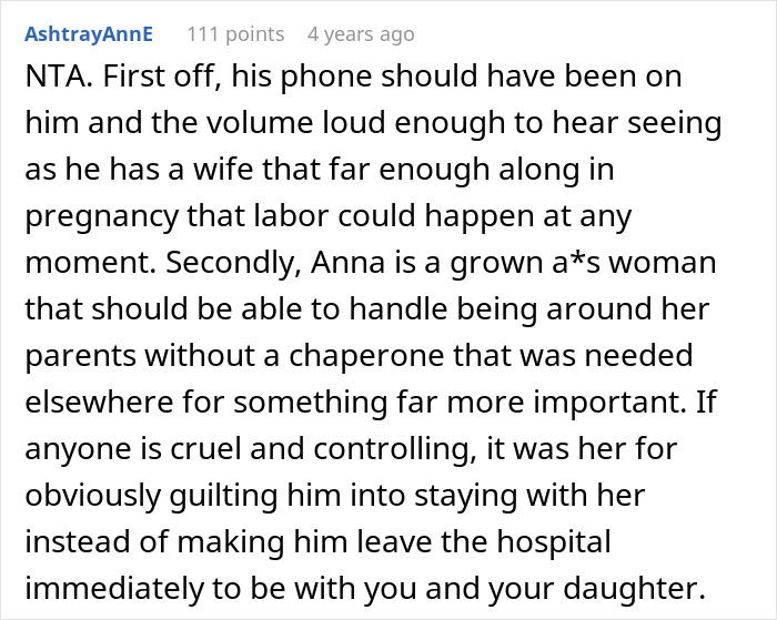 Online comment about a husband prioritizing female friend over childbirth, discussing responsibility and priorities. Online comment about a husband prioritizing female friend over childbirth, discussing responsibility and priorities.