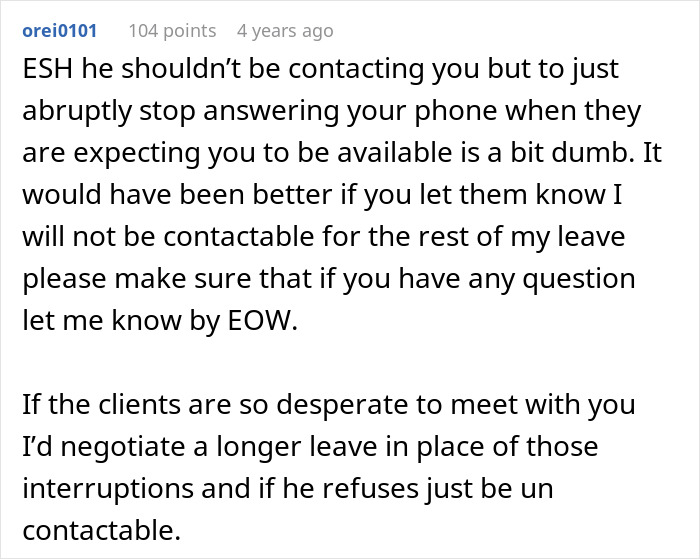 Reddit comment discussing a boss losing a client after a woman stops answering work calls during maternity leave. Reddit comment discussing a boss losing a client after a woman stops answering work calls during maternity leave.
