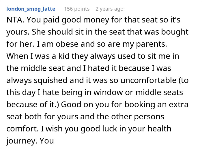 Reddit comment supporting woman booking extra plane seat due to size, mentioning personal experience with seating comfort. Reddit comment supporting woman booking extra plane seat due to size, mentioning personal experience with seating comfort.