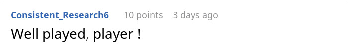 Comment screenshot with "Well played, player!" reacting to a teammate's event incident. Comment screenshot with "Well played, player!" reacting to a teammate's event incident.
