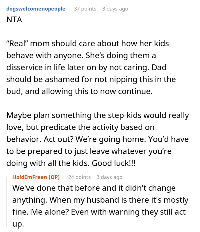 Reddit comment thread discussing stepmom's exclusion of stepchildren from events. Reddit comment thread discussing stepmom's exclusion of stepchildren from events.