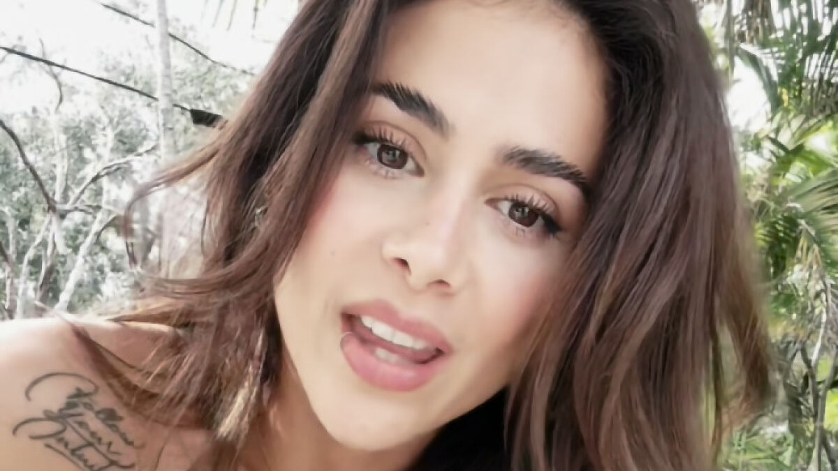 Singer Greeicy Says Doctor Gave Her ‘Husband Stitch’ As A “Reward” For Husband—Without Asking Her