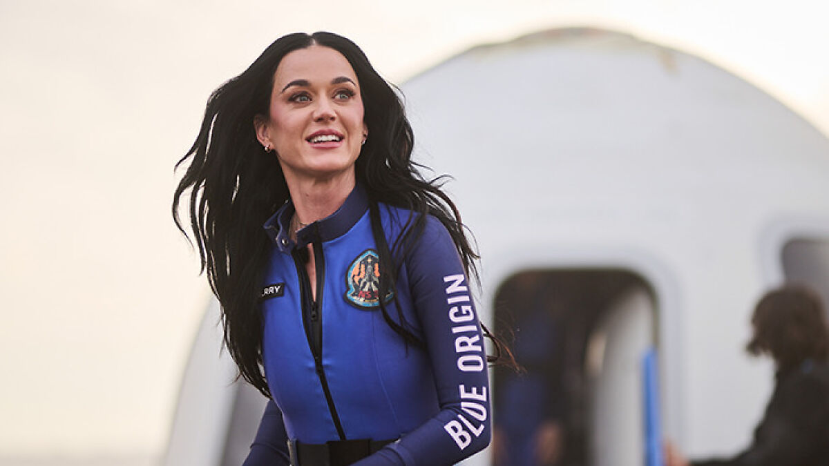 “Why Is It $175?”: Fans React To Katy Perry Selling Doll Of Herself After Blue Origin Flight