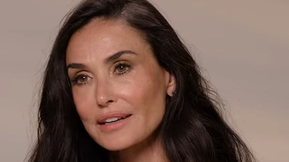 “Plastic Is Not Beauty”: Demi Moore Named People Magazine’s “World’s Most Beautiful,” Fans React
