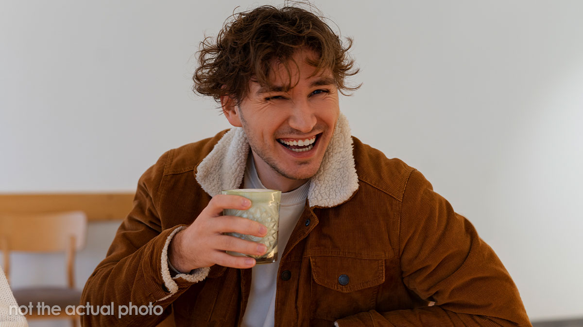 Woman Leaves BF For An Unemployed Narcissist, Yet Is Outraged When He Laughs At Her For It