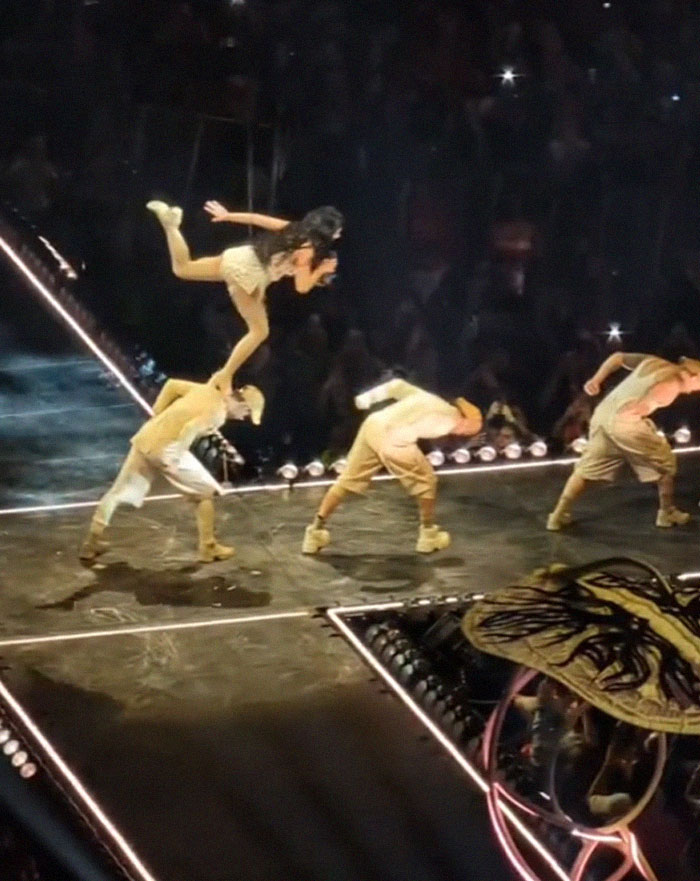 Katy Perry Just Launched Her Tour And Became An Internet Laughing Stock Immediately After Katy Perry Just Launched Her Tour And Became An Internet Laughing Stock Immediately After