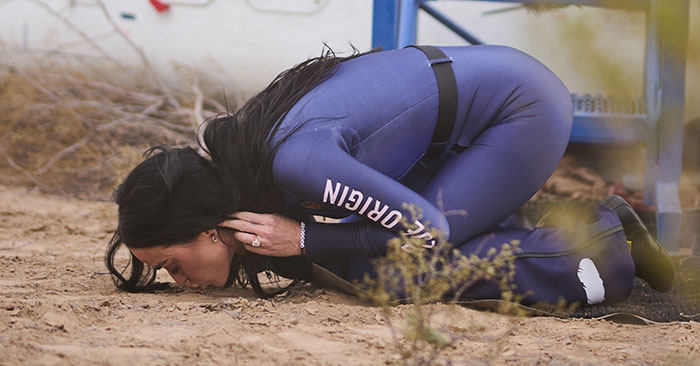 30 Hilariously Spot-On Reactions To Blue Origin’s Galactic PR Stunt With Katy Perry Gone Weird