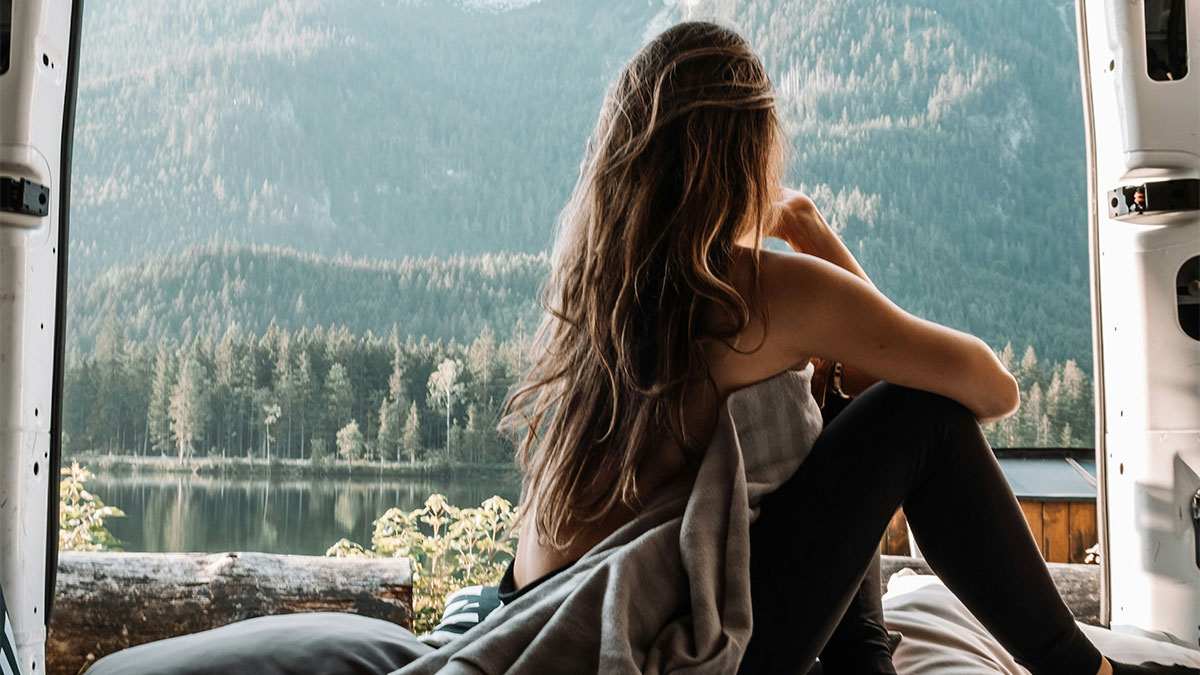 “5 Years Of My Life Down The Drain For Nothing”: Lifestyle Choices That Scream “Red Flag”