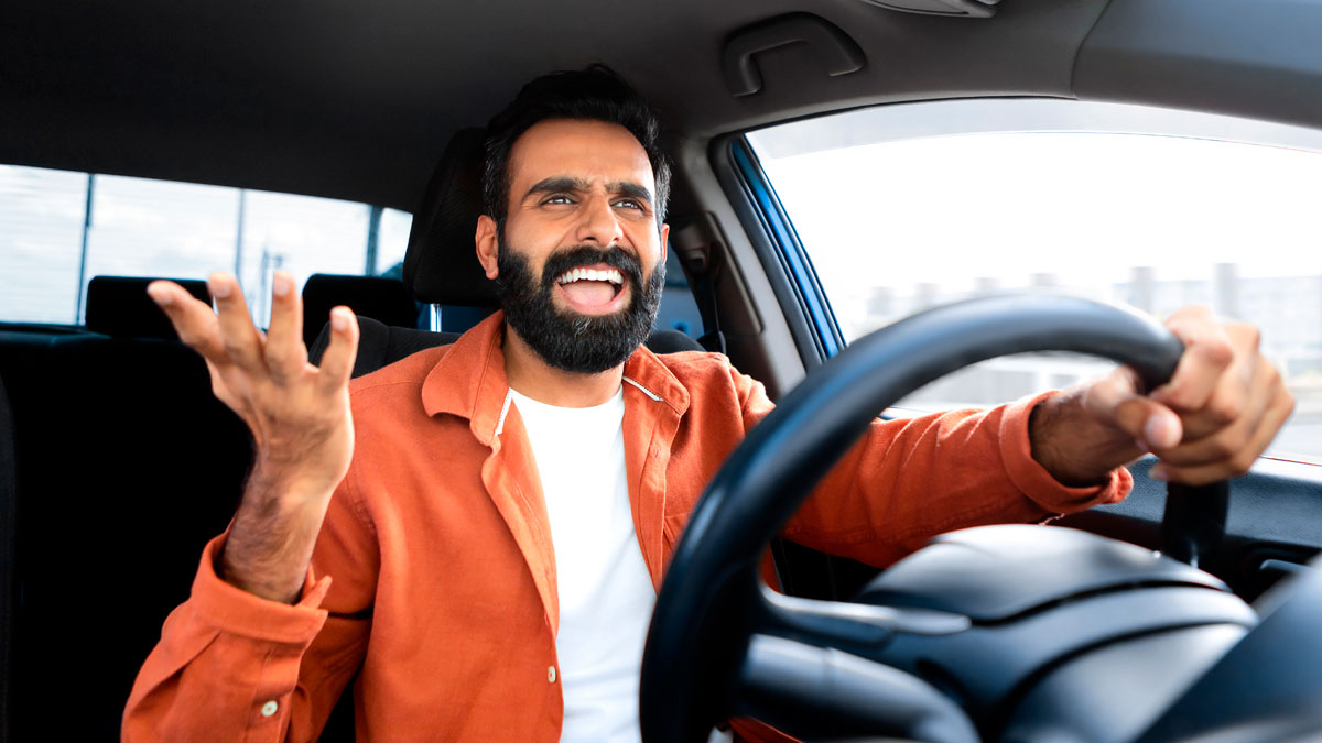 Drivers Team Up To Teach Jerk SUV Owner A Lesson In Patience