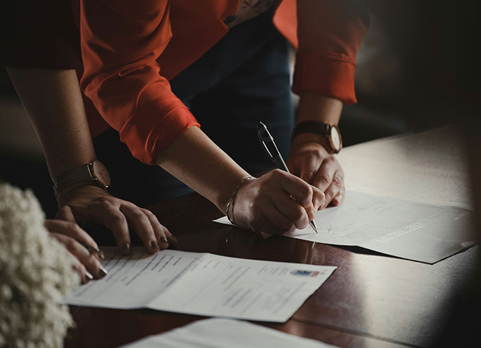 Man Files Complaint Against Neighbor’s “Illegal Shed,” Ends Up Losing $40K And His Swimming Pool Man Files Complaint Against Neighbor’s “Illegal Shed,” Ends Up Losing $40K And His Swimming Pool