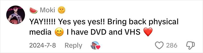 Comment praising physical media, expressing nostalgia for DVDs and VHS with emoji reactions. Comment praising physical media, expressing nostalgia for DVDs and VHS with emoji reactions.