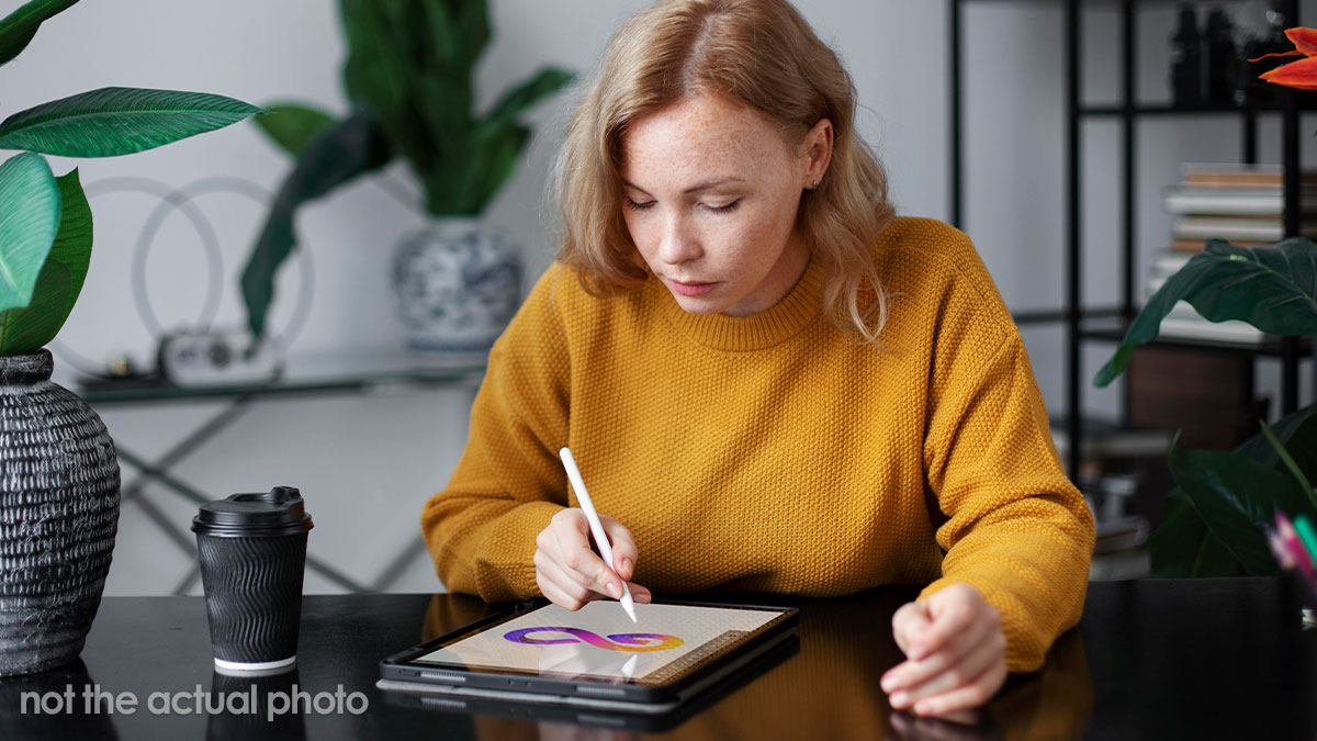 BF Promises Everyone Handmade Gifts GF Makes, She Snaps And Leaves Him Empty-Handed Last Minute