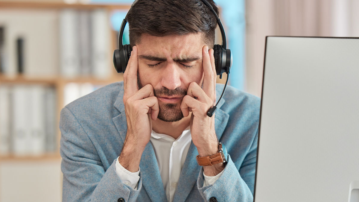 Support Worker Casually Destroys Crybaby Tech Bro With One Escalation Email