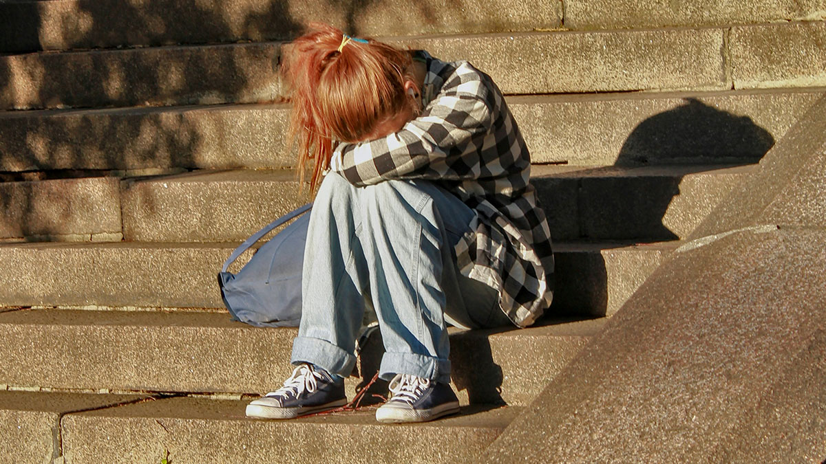 17YO Wants To Move Out, Stepdad Is Annoyed Because She Does Most Of The House Chores