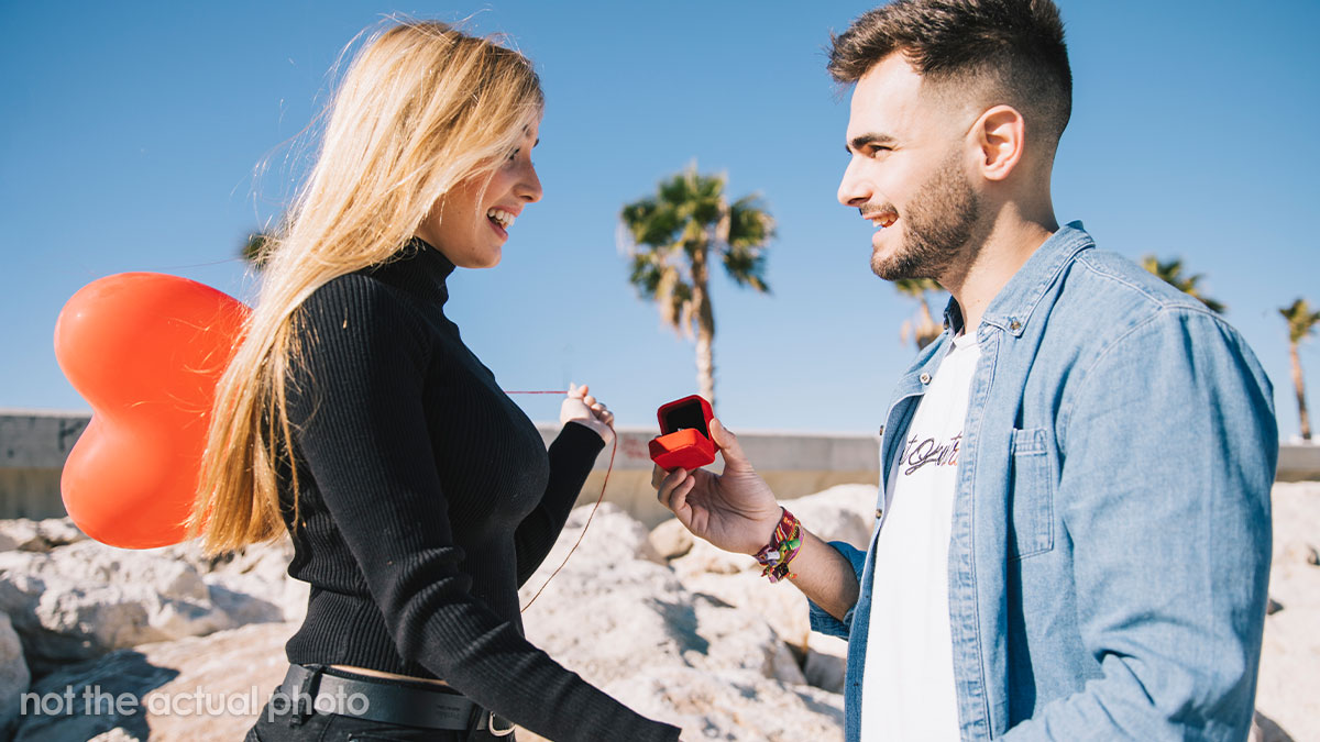 Woman Got Engaged, But Within Minutes Her Best Friend Made It Look Like She Was Celebrating Alone