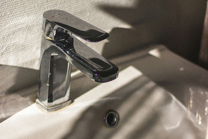 Guests Share What Dirty Spots In A Home They Notice The Most And Point Out These 41