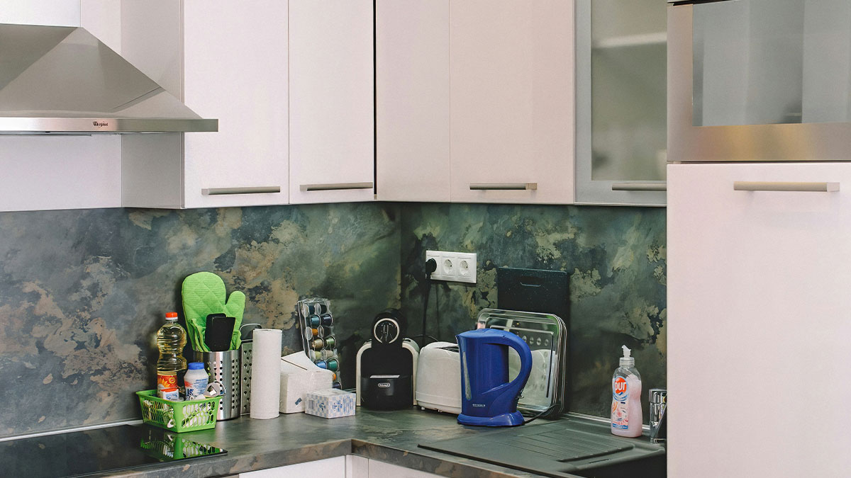 Guests Share What Dirty Spots In A Home They Notice The Most And Point Out These 41