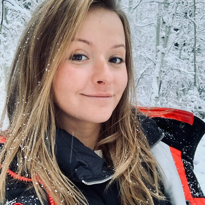 Smiling woman in snowy Utah forest, found alive a week after going missing. Smiling woman in snowy Utah forest, found alive a week after going missing.