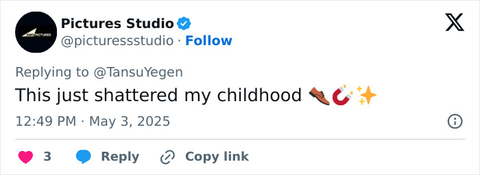 Michael Jackson iconic lean pose in black outfit sparking new doubts 16 years after his passing. Michael Jackson iconic lean pose in black outfit sparking new doubts 16 years after his passing.