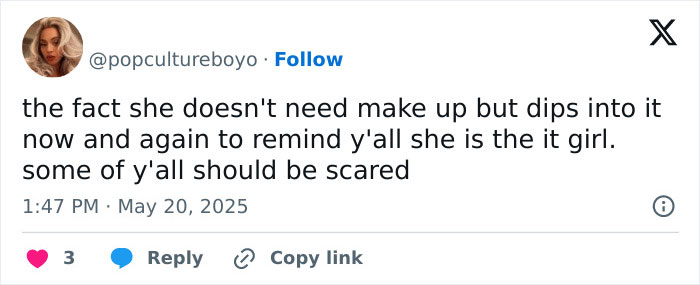 Screenshot of a tweet discussing Pamela Anderson’s return to 90s glam makeup after years embracing her natural look. Screenshot of a tweet discussing Pamela Anderson’s return to 90s glam makeup after years embracing her natural look.