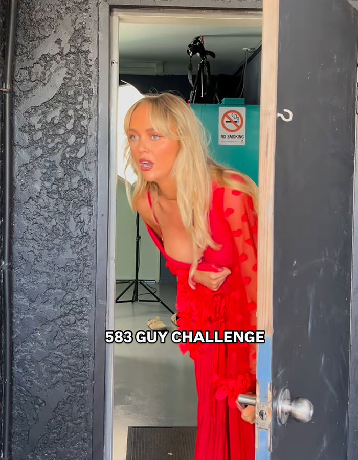 Adult content creator in a red dress shares hospital update about bleeding after intense 583 men challenge in six hours. Adult content creator in a red dress shares hospital update about bleeding after intense 583 men challenge in six hours.