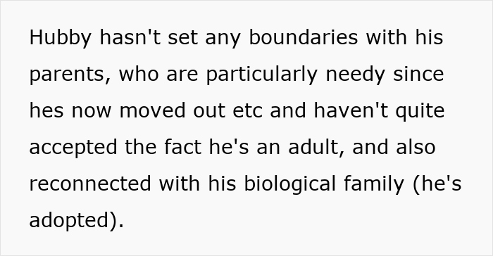 Text about husband not setting boundaries with needy parents, highlighting helicopter mom asking about grandkids during honeymoon calls. Text about husband not setting boundaries with needy parents, highlighting helicopter mom asking about grandkids during honeymoon calls.