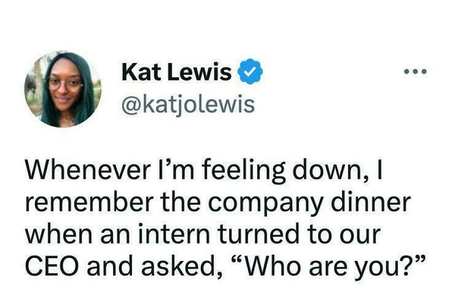Tweet from comedian Kat Lewis sharing a funny company dinner story, highlighting humor in relatable moments on Twitter.