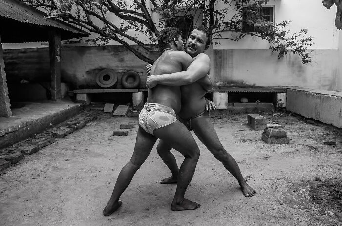 Kushti: Traditional Indian Mud Wrestling (10 Pics)