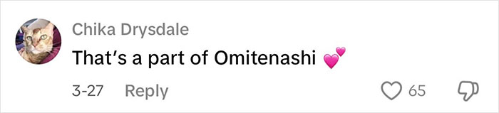Screenshot of a social media comment praising a Japanese waitress for helping a traveling mom and dad, sparking internet buzz. Screenshot of a social media comment praising a Japanese waitress for helping a traveling mom and dad, sparking internet buzz.